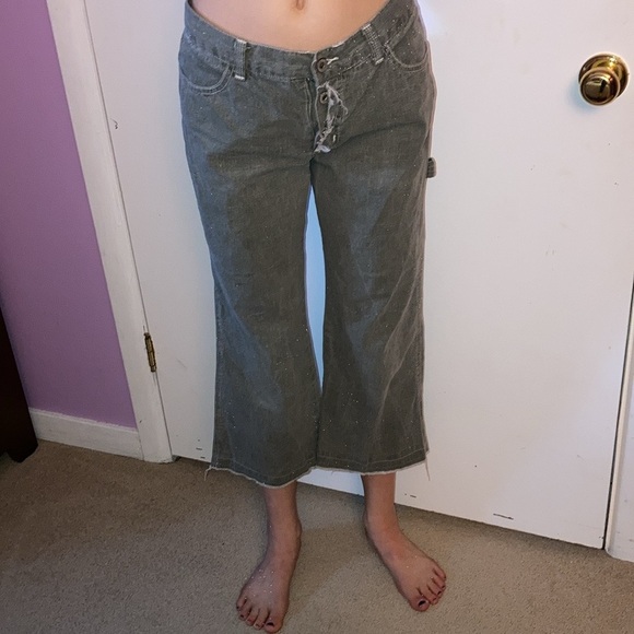 Guess vintage green carpenter jeans. Wide Leg and cropped. Size 29 - Picture 1 of 11